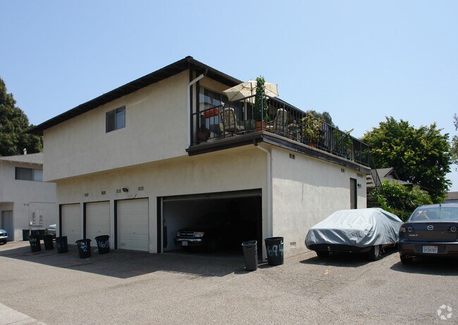 Building Photo - 16941 Gothard St