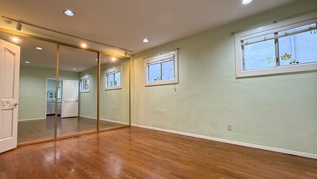 Building Photo - 3BD/2BA Classic Charming Home in Desirable Willow Glen