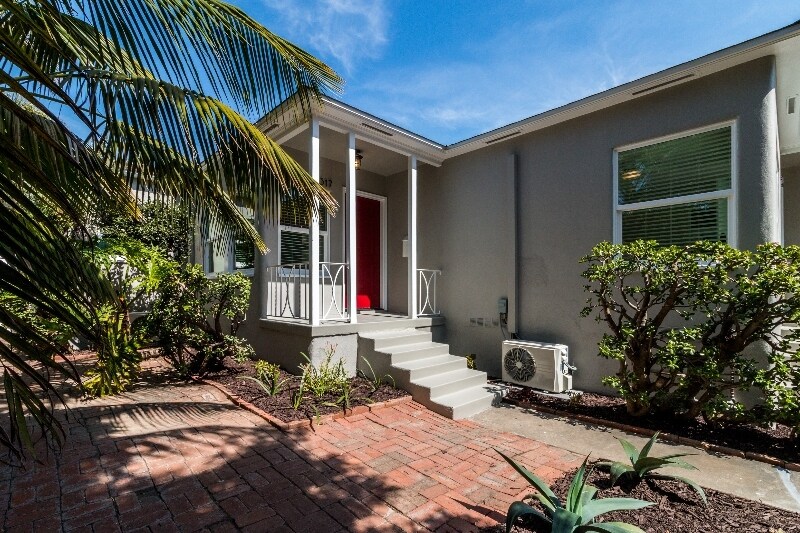 Building Photo - 7317 La Jolla Blvd
