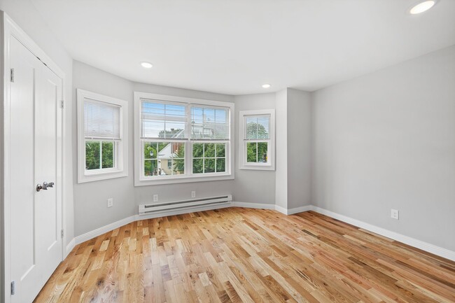 Building Photo - 6942 Torresdale Ave