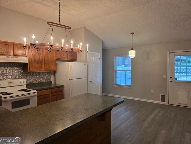 Building Photo - 5022 Winfield Dr