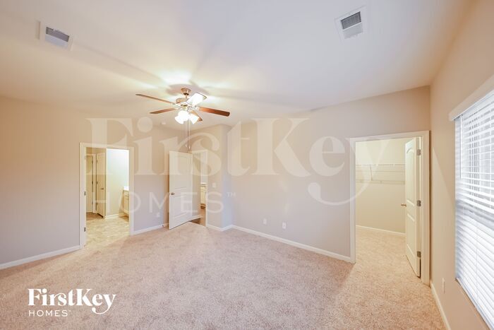 Building Photo - 3502 Burlington Dr
