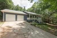 Building Photo - 310 Summerwood Ln