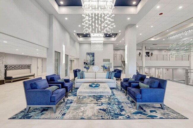 Building Photo - 7535 S Oriole Blvd