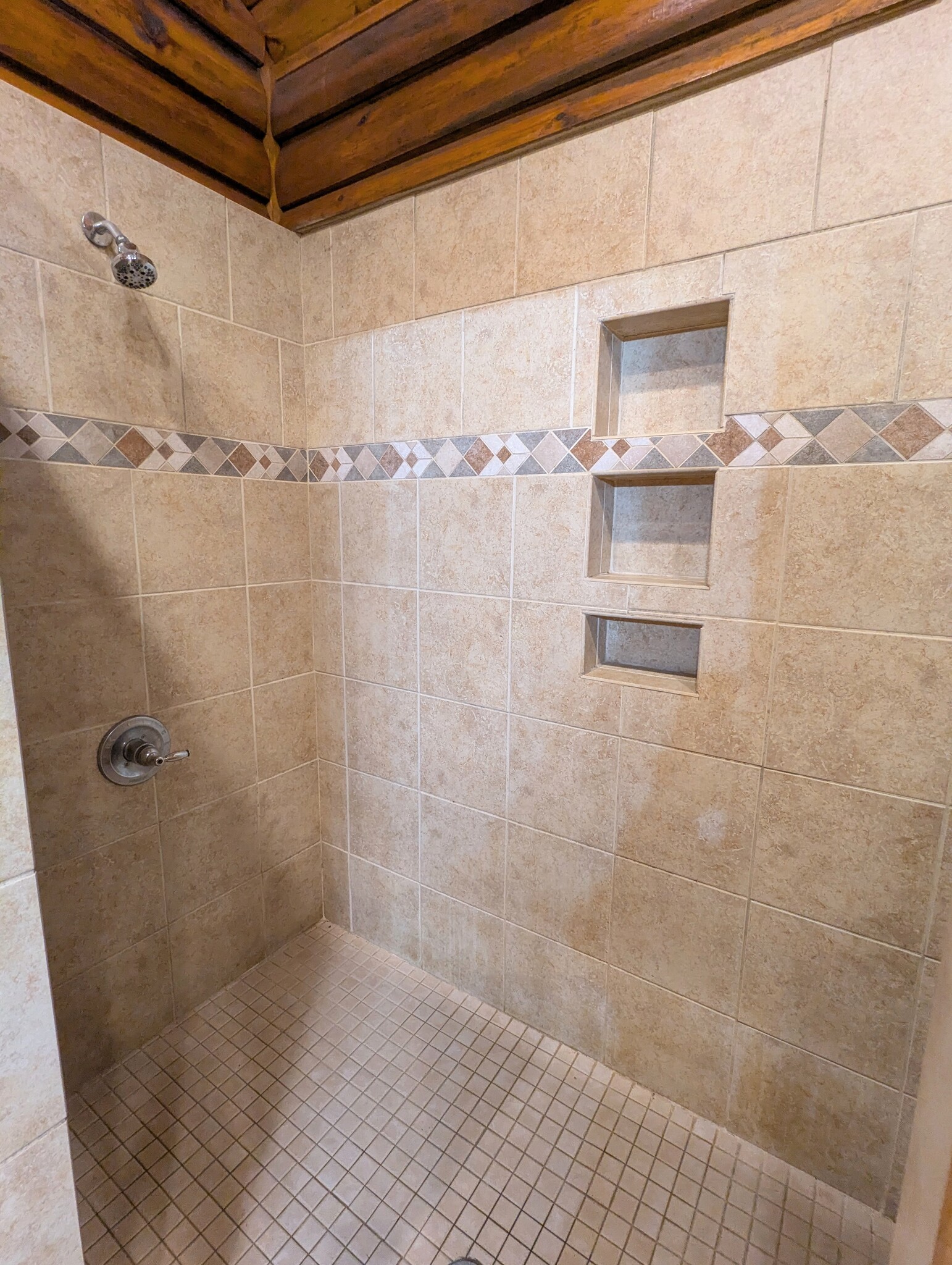 Building Photo - 173 Lacy Hollow Rd