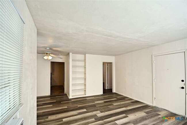Building Photo - 730 Roosevelt St