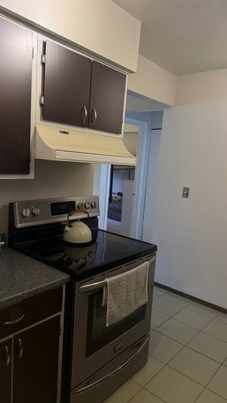 Building Photo - 650 Perrie Dr