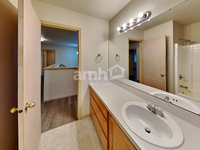 Building Photo - 20507 193rd Avenue Ct E