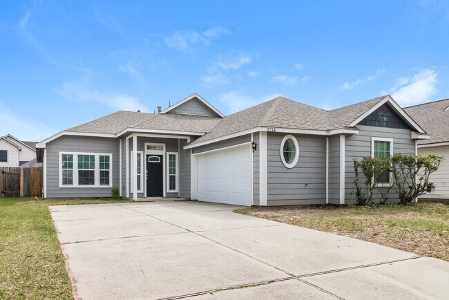 Building Photo - 5714 Straight Way