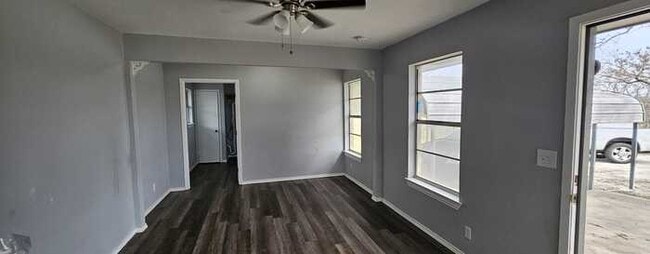 Building Photo - 3060 FM 2265