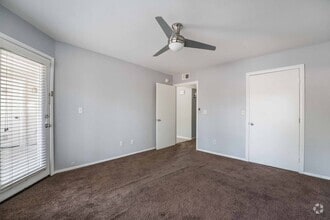 Building Photo - Introducing a beautiful and cozy condomini...