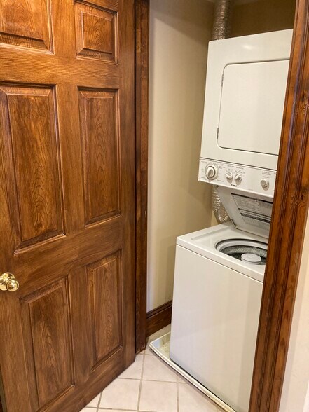 Washer and Dryer - 50 Cornhill St