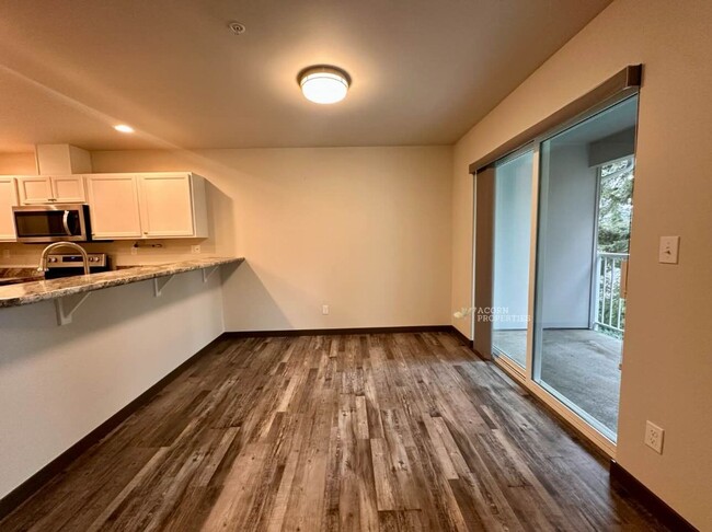 Building Photo - 1621 SW Mulberry Pl