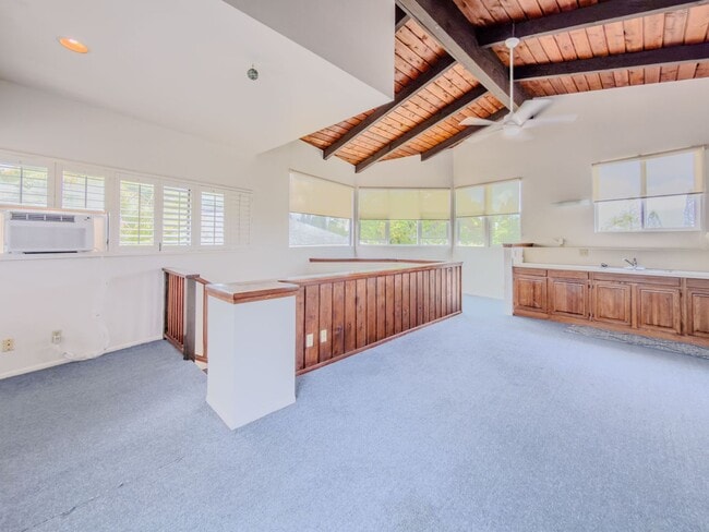 Building Photo - Quiet Neighborhood, Large 1bd/1ba, Lanikai...