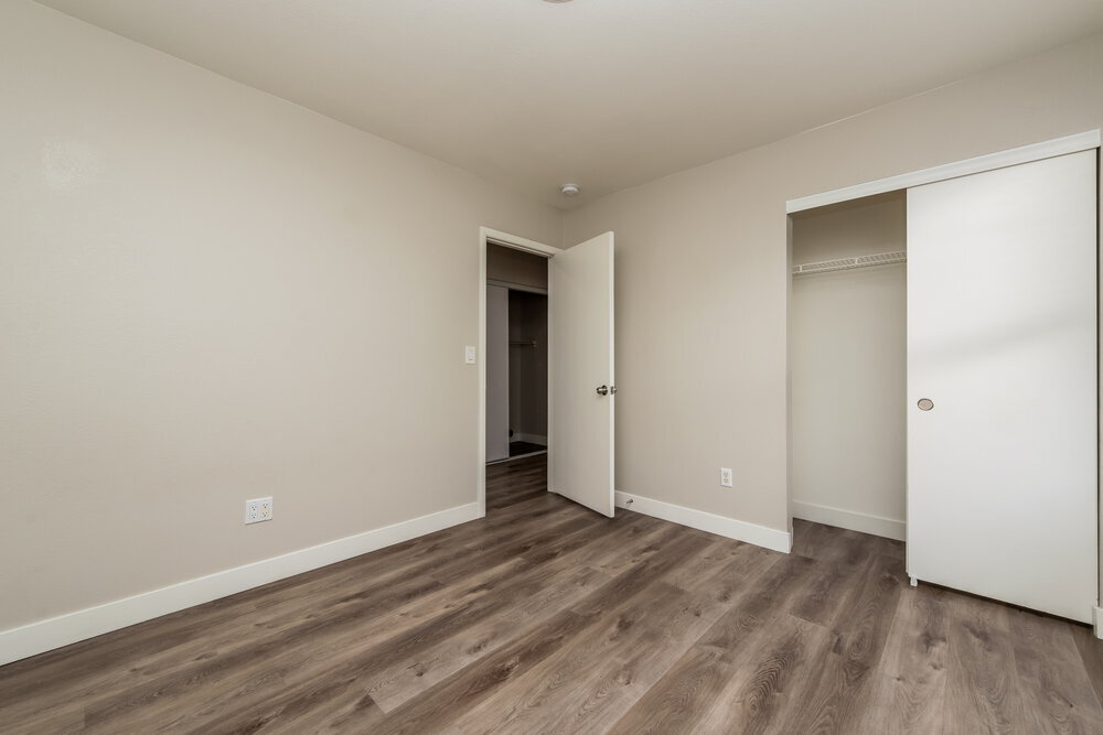 Building Photo - 523 Roberta Alecia Ave