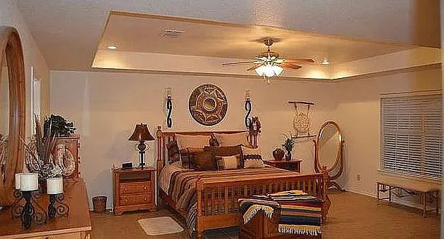 Building Photo - 123 La Paloma Dr