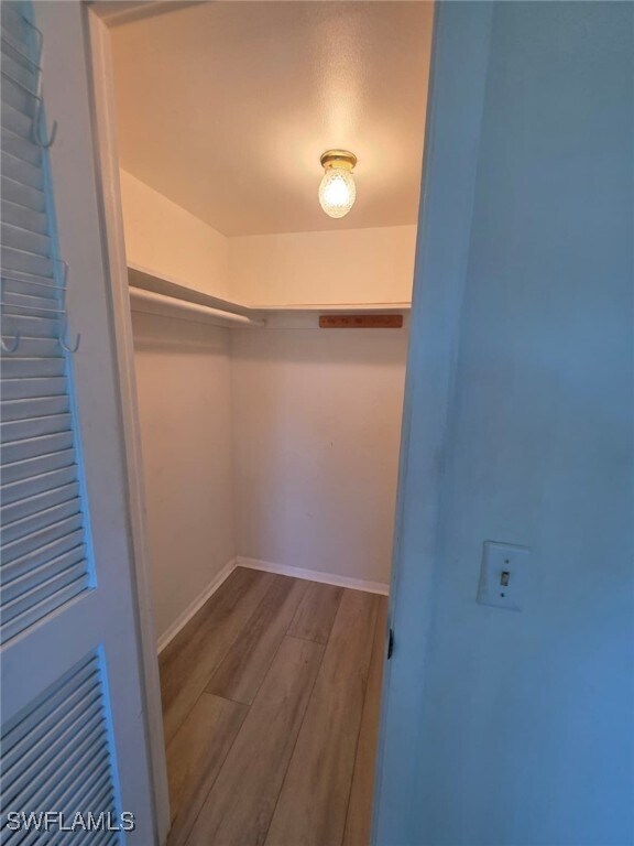 Building Photo - 160 Turtle Lake Ct