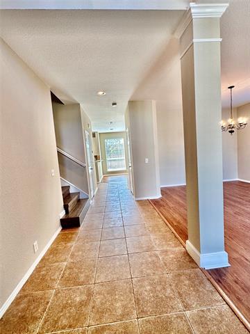 Building Photo - 4512 Vista Meadows Dr