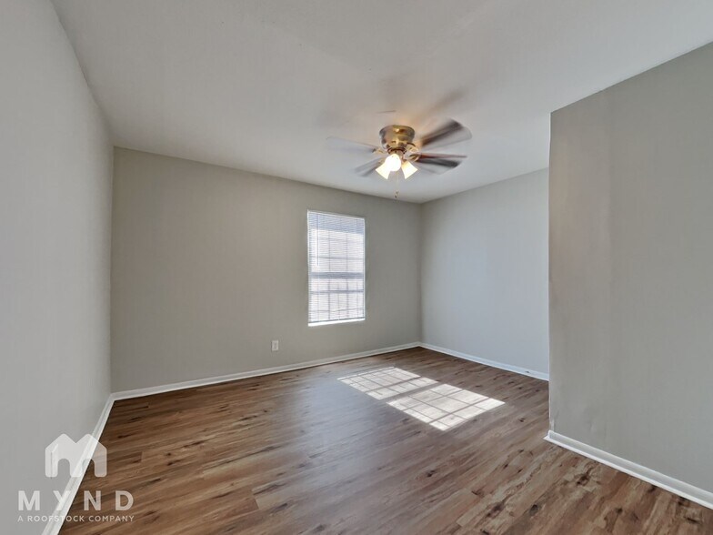 Building Photo - 1519 W Cocopah St