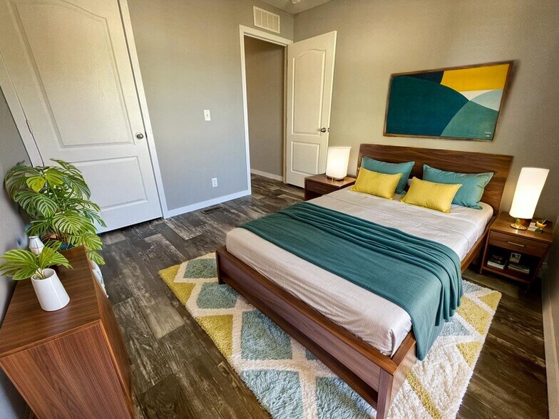 Building Photo - 38033 Ducharme Dr