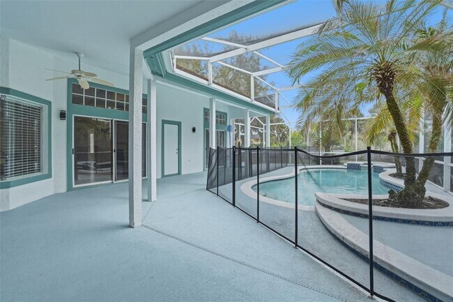 Building Photo - 1608 Imperial Palm Dr