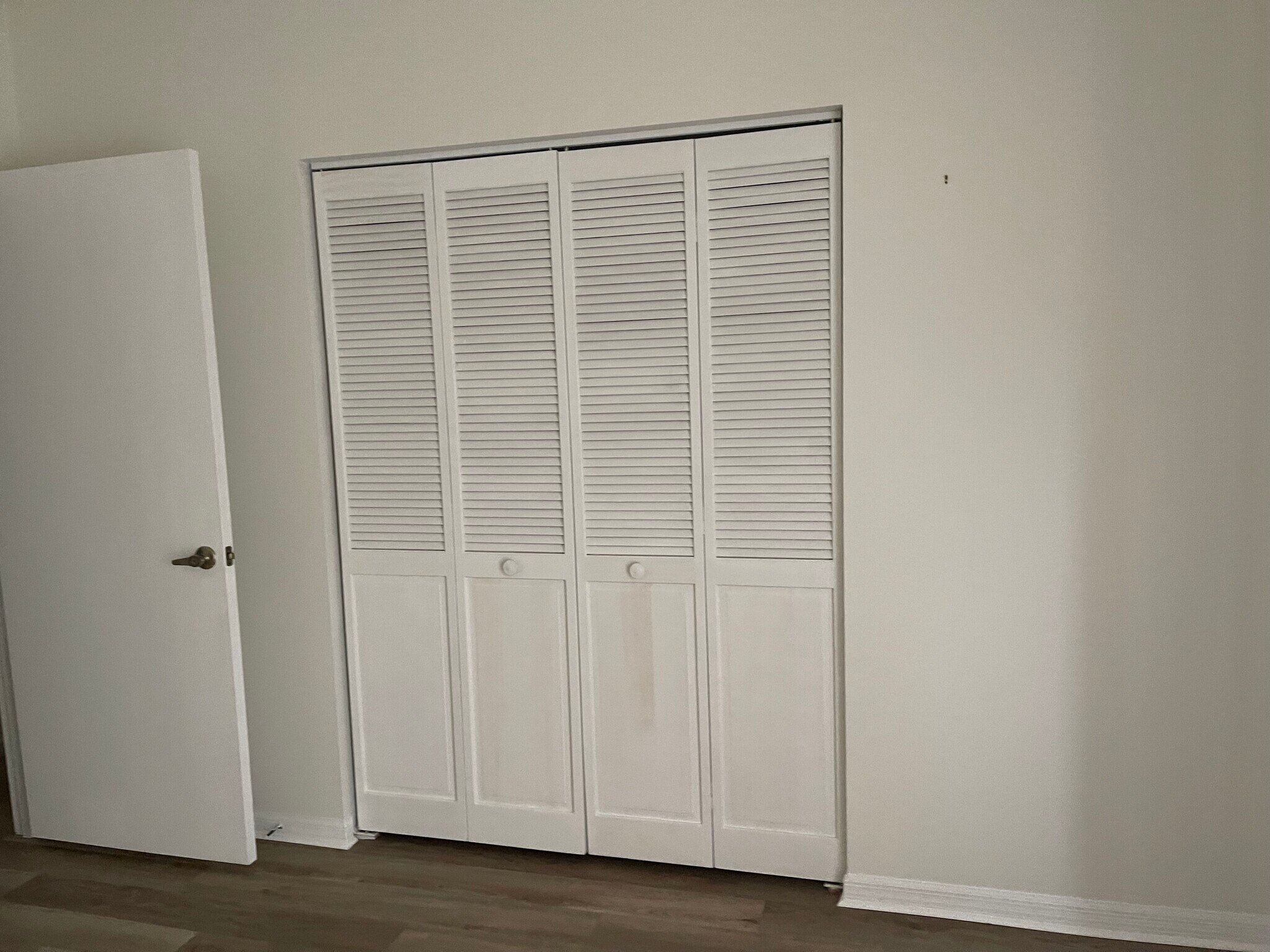 Building Photo - 5669 Parkview Lake Dr