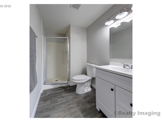 Master Bathroom - 6150 SW Alice Ln