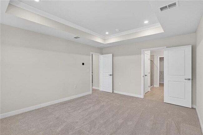 Building Photo - 325 Enchanted Ct