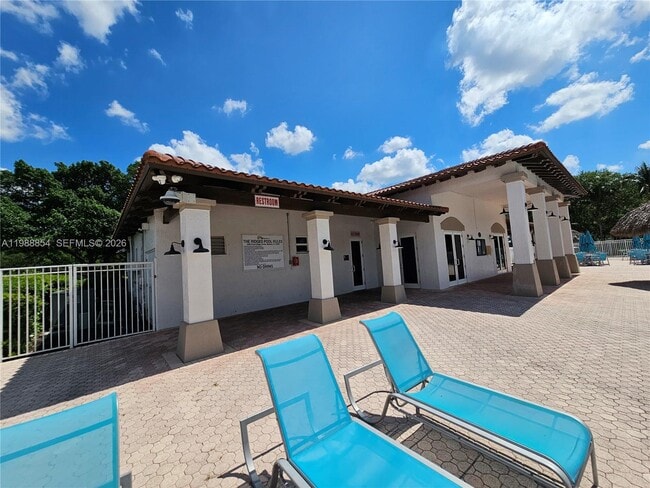 Building Photo - 4279 Greenbriar Ln