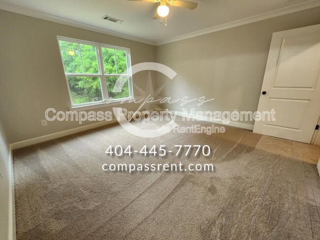 Building Photo - 229 Evergreen Trail SE