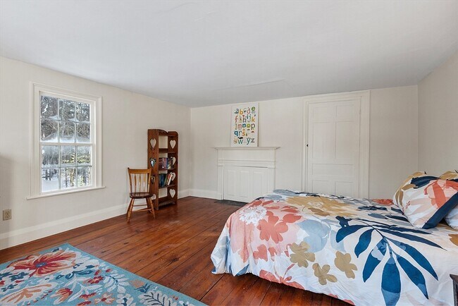 Building Photo - 25 Bulkeley Rd