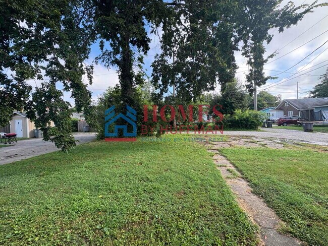 Building Photo - Two Bedroom House | Move in Ready