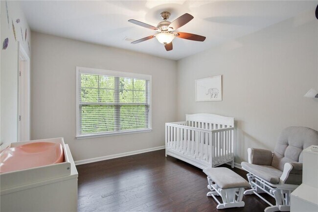 Building Photo - 2641 Portbury Place Northeast