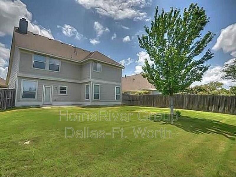 Building Photo - 9840 Old Field Dr