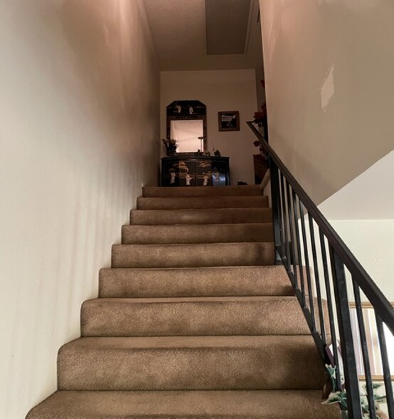 Stairs - 1103 W Francis St