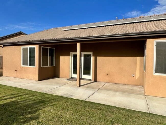 Building Photo - 3204 N Pratos Ct