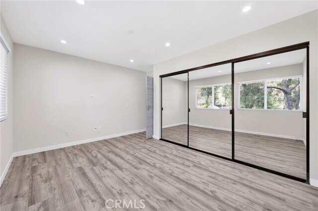 Building Photo - 4665 Willens Ave