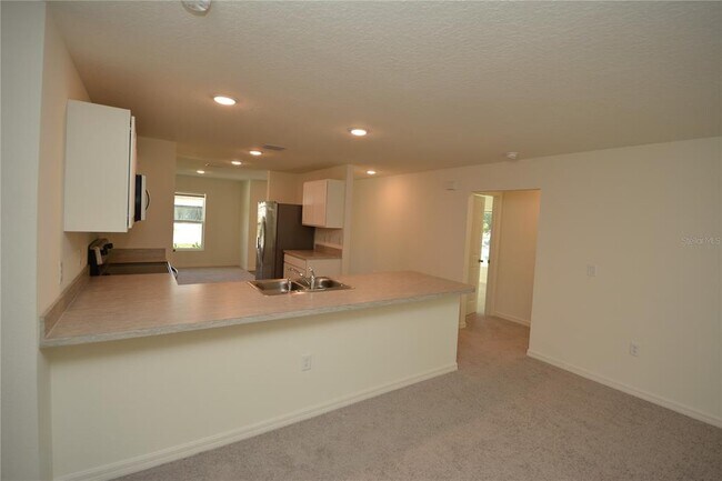 Building Photo - 8 Sea Flower Path