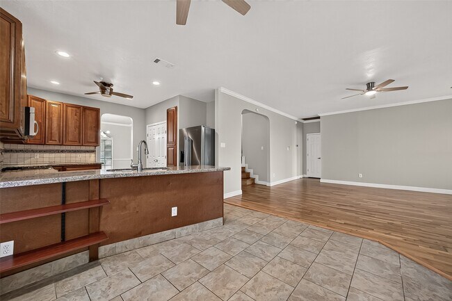 Building Photo - 1522 Brook Grove Dr