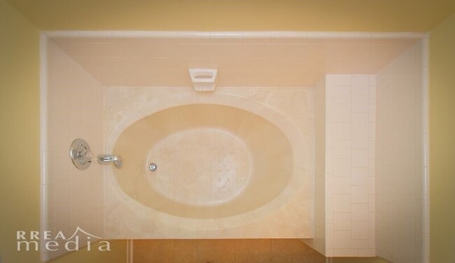 Building Photo - 19723 Glenfinch Ln