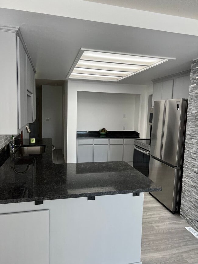 Building Photo - Suquamish View Home