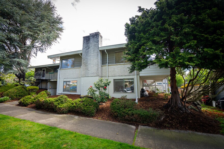 Building Photo - 957 NW 62nd St