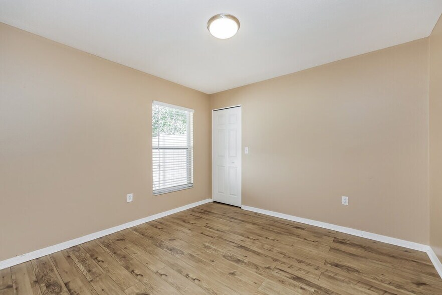 Building Photo - 4807 Weasel Dr