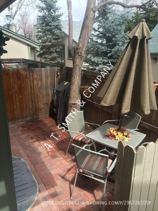 Building Photo - 8939 Yukon St