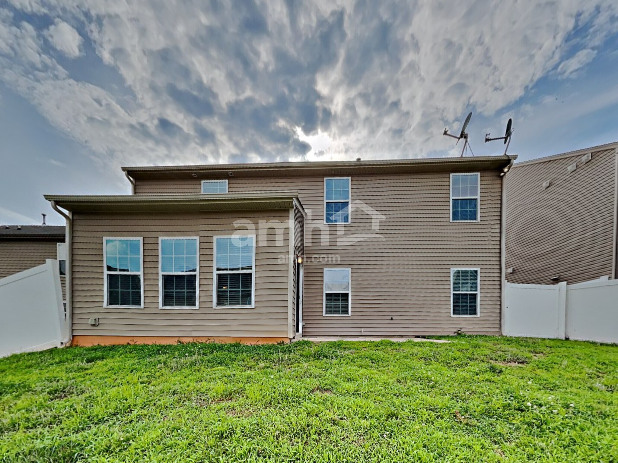 Building Photo - 10918 Tailwater St