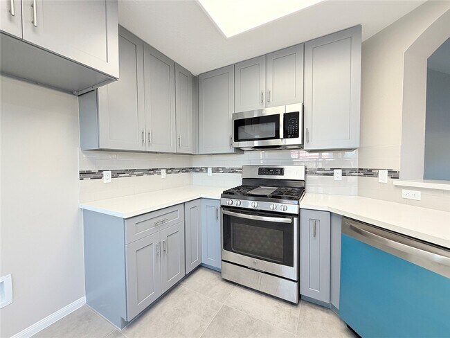 Building Photo - 5730 Landon Creek Ln