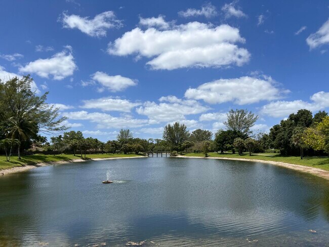 Building Photo - 21890 Lake Forest Cir