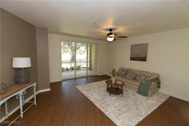 Building Photo - 12040 Summergate Cir
