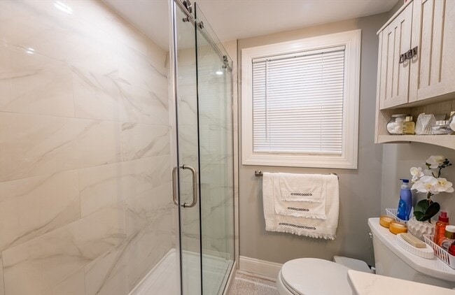 Building Photo - 32 Farmington St