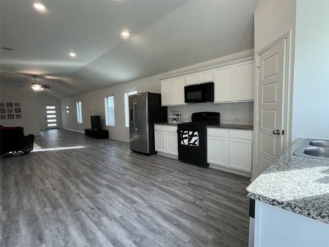 Building Photo - 21618 Lemon Beebrush Ln
